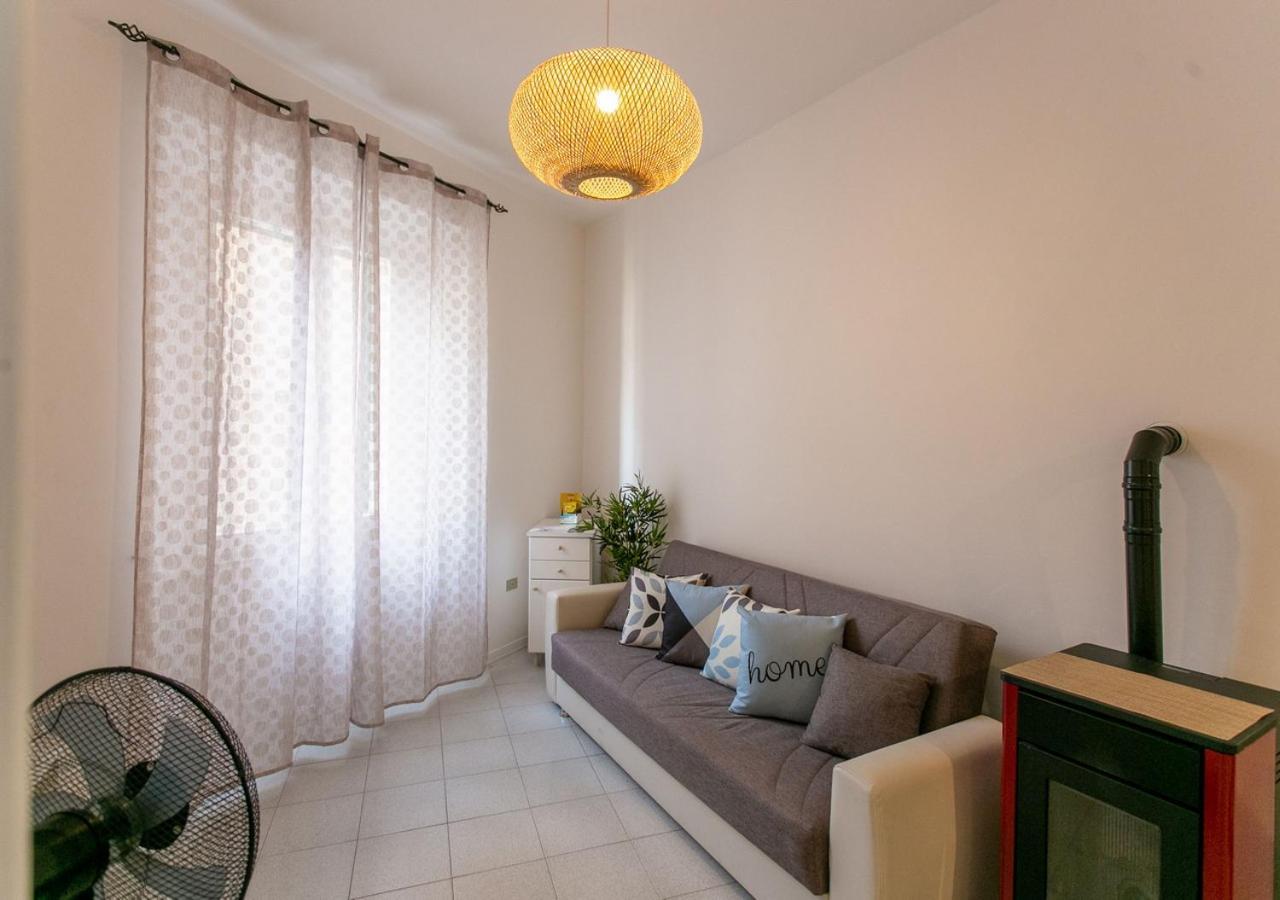 B-House Apartment Порто Санто Стефано Екстериор снимка