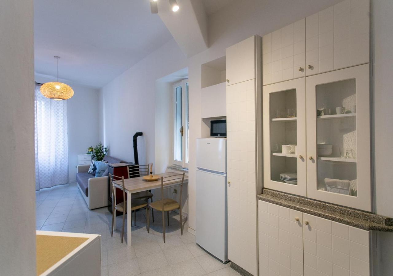 B-House Apartment Порто Санто Стефано Екстериор снимка